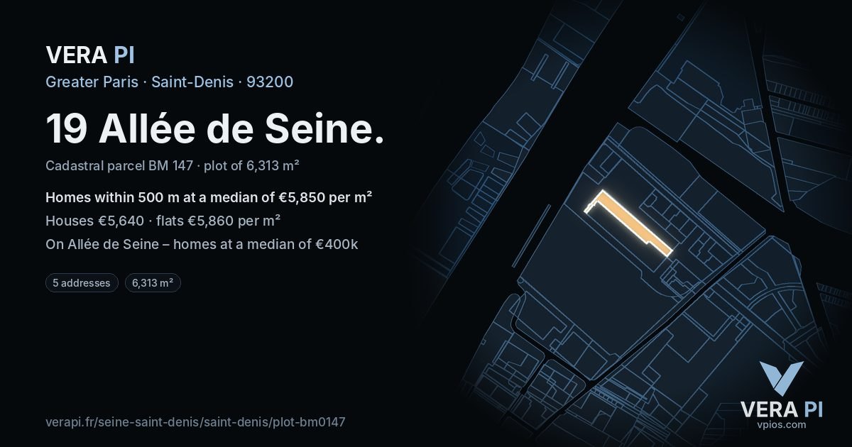 19 Allée de Seine, Saint-Denis at night – the plot lit, the parcels around coloured by the prices near them