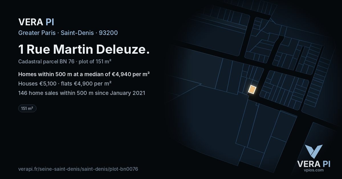 1 Rue Martin Deleuze, Saint-Denis at night – the plot lit, the parcels around coloured by the prices near them
