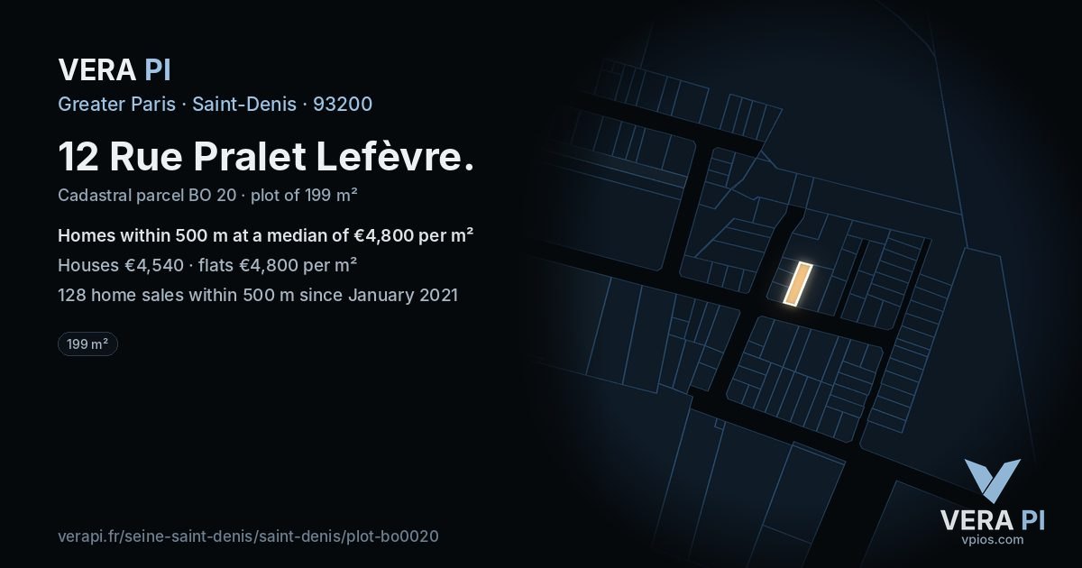 12 Rue Pralet Lefèvre, Saint-Denis at night – the plot lit, the parcels around coloured by the prices near them