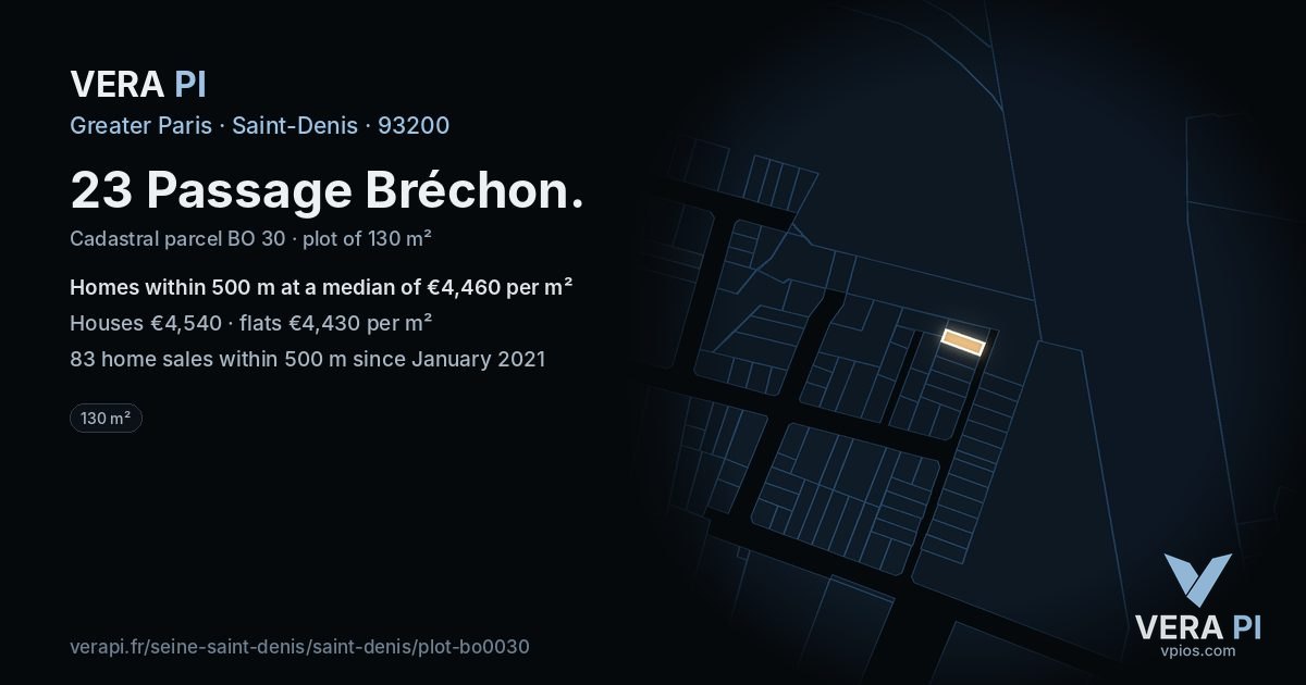 23 Passage Bréchon, Saint-Denis at night – the plot lit, the parcels around coloured by the prices near them
