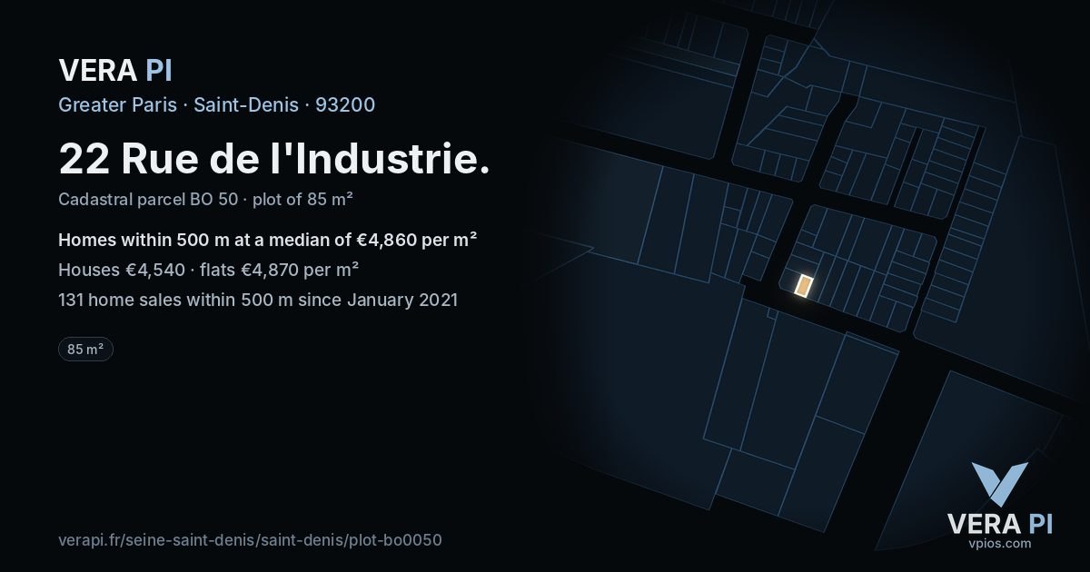 22 Rue de l'Industrie, Saint-Denis at night – the plot lit, the parcels around coloured by the prices near them