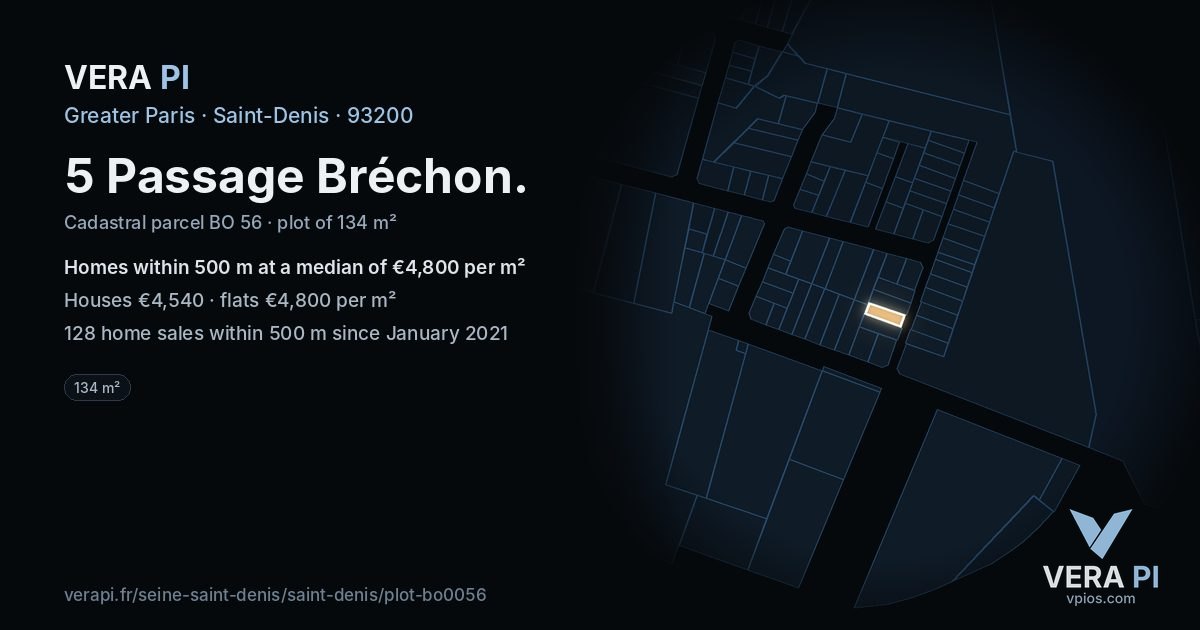 5 Passage Bréchon, Saint-Denis at night – the plot lit, the parcels around coloured by the prices near them