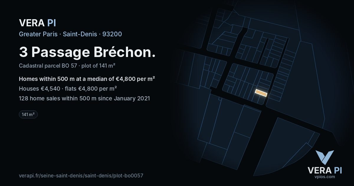 3 Passage Bréchon, Saint-Denis at night – the plot lit, the parcels around coloured by the prices near them