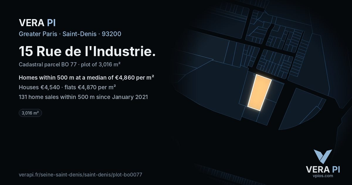 15 Rue de l'Industrie, Saint-Denis at night – the plot lit, the parcels around coloured by the prices near them
