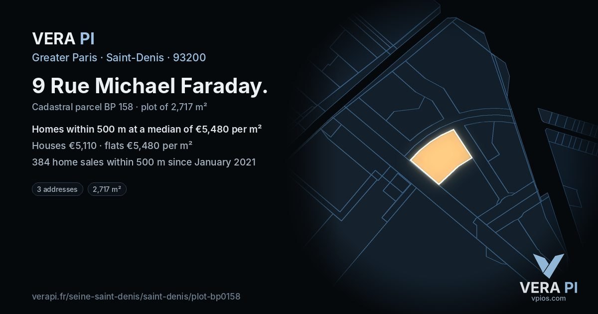 9 Rue Michael Faraday, Saint-Denis at night – the plot lit, the parcels around coloured by the prices near them