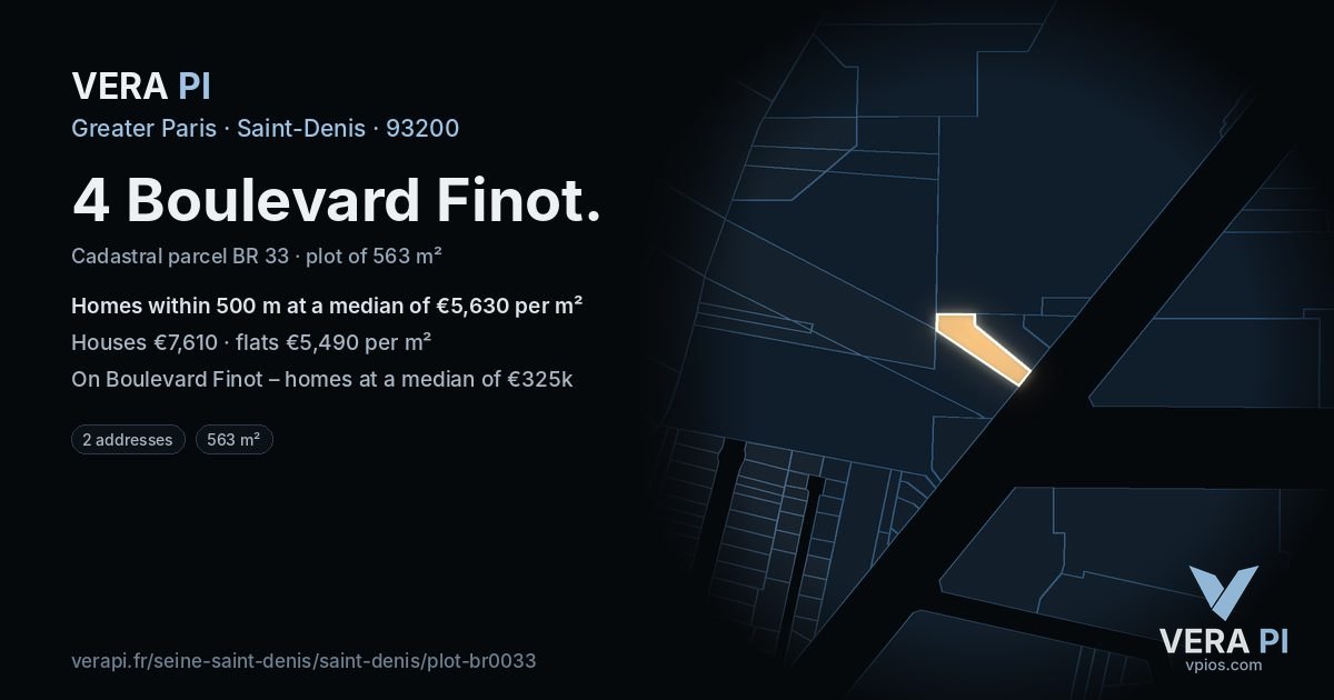 4 Boulevard Finot, Saint-Denis at night – the plot lit, the parcels around coloured by the prices near them