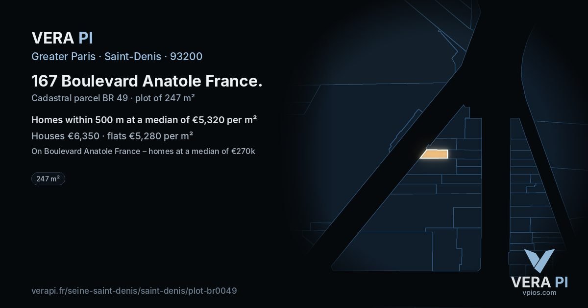 167 Boulevard Anatole France, Saint-Denis at night – the plot lit, the parcels around coloured by the prices near them