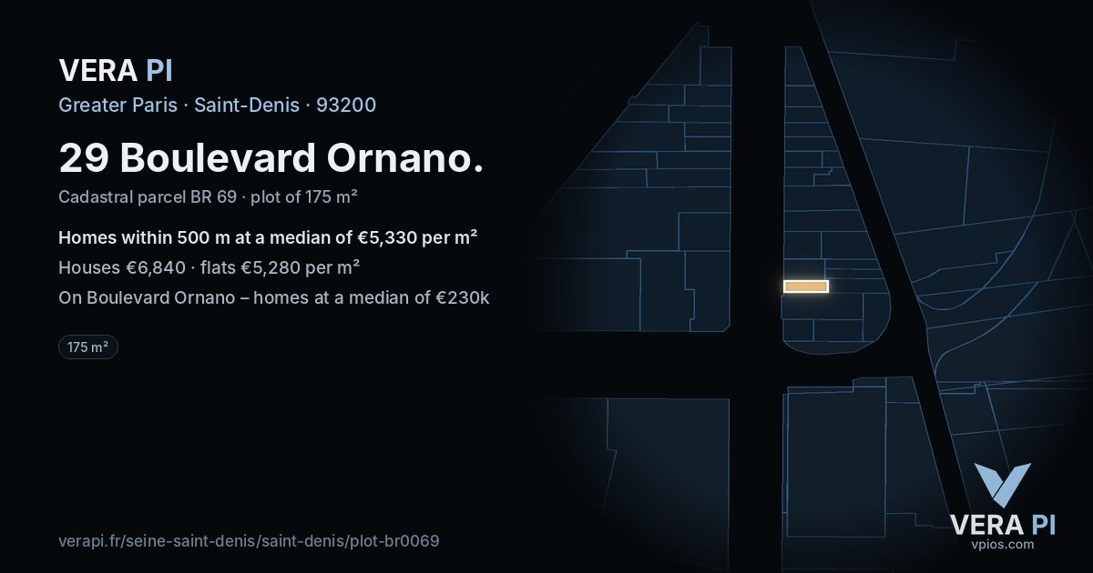 29 Boulevard Ornano, Saint-Denis at night – the plot lit, the parcels around coloured by the prices near them
