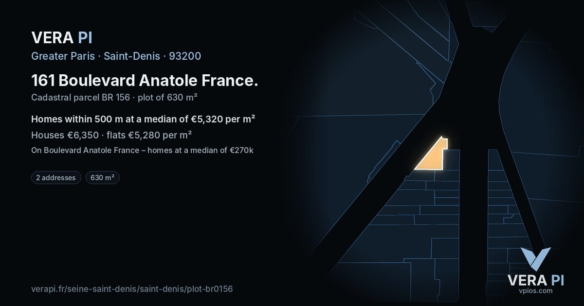 161 Boulevard Anatole France, Saint-Denis at night – the plot lit, the parcels around coloured by the prices near them