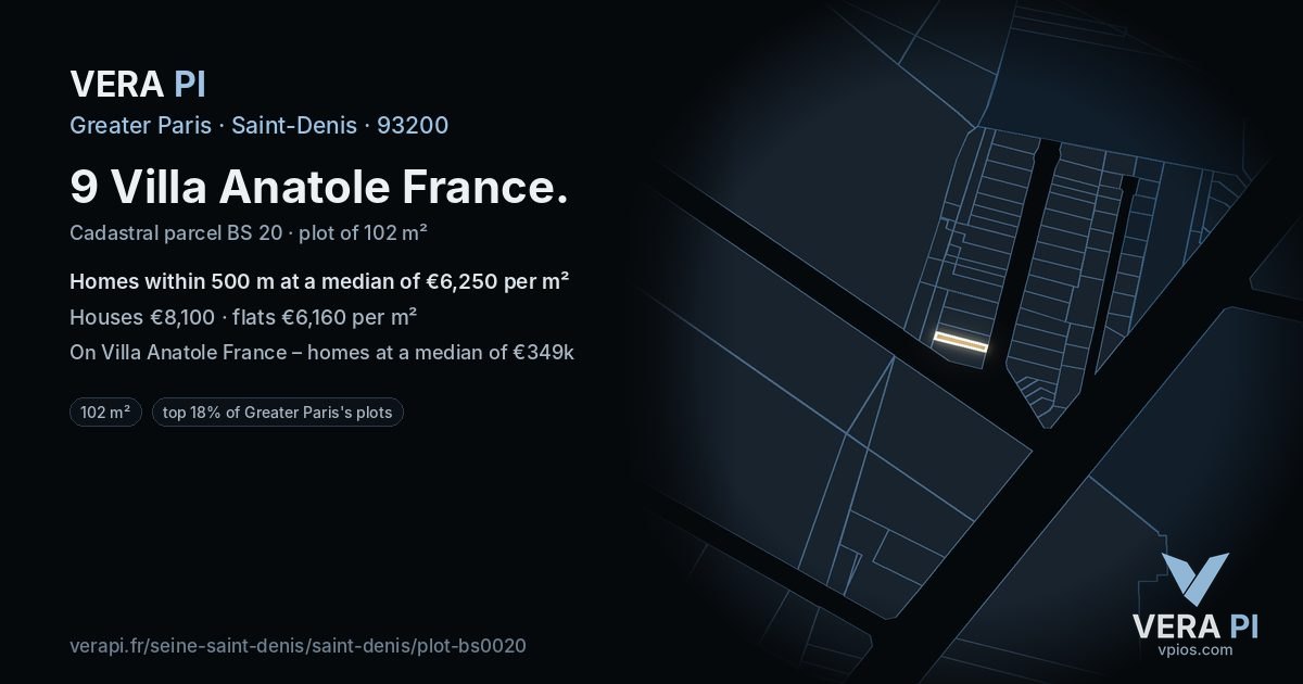 9 Villa Anatole France, Saint-Denis at night – the plot lit, the parcels around coloured by the prices near them