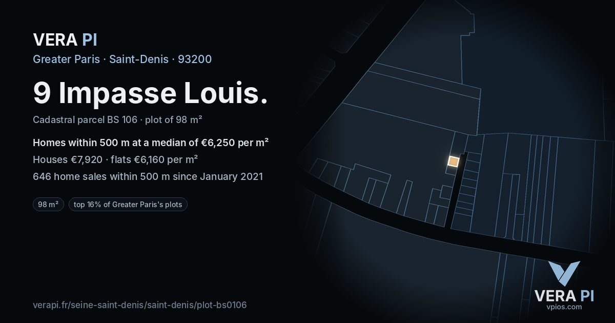 9 Impasse Louis, Saint-Denis at night – the plot lit, the parcels around coloured by the prices near them