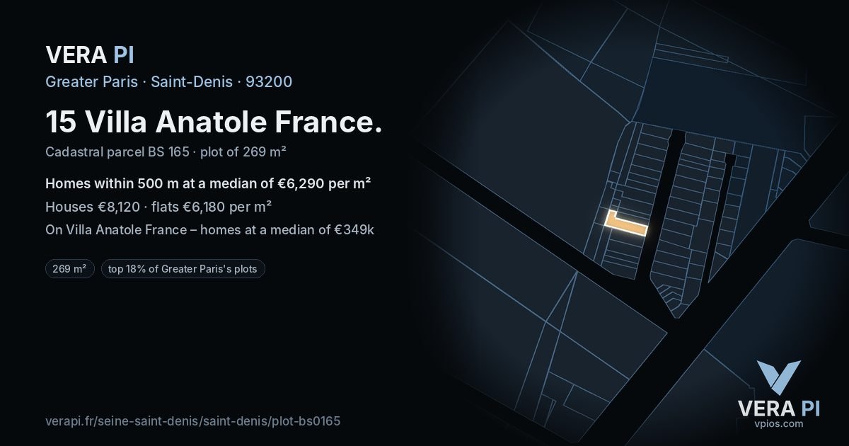 15 Villa Anatole France, Saint-Denis at night – the plot lit, the parcels around coloured by the prices near them