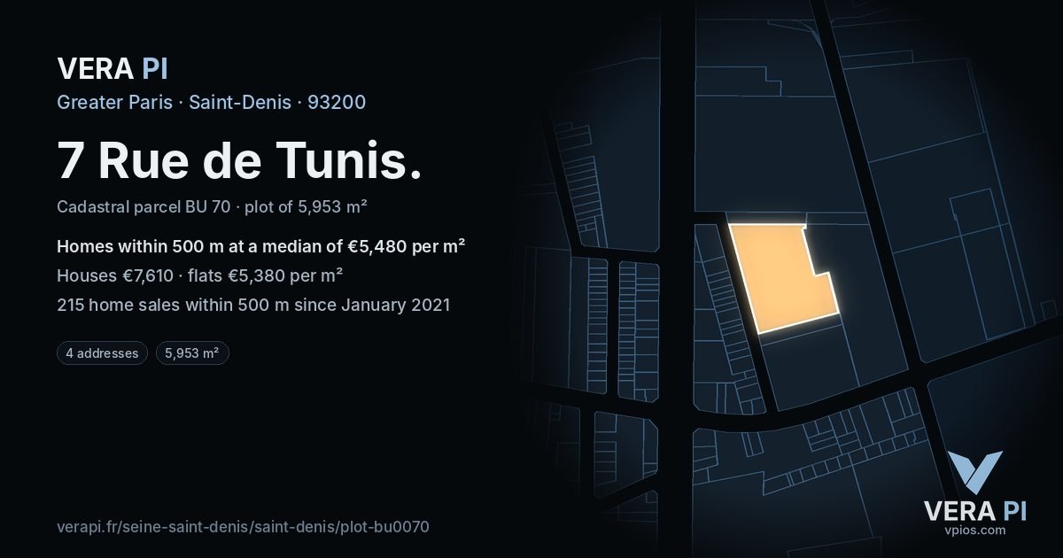 7 Rue de Tunis, Saint-Denis at night – the plot lit, the parcels around coloured by the prices near them