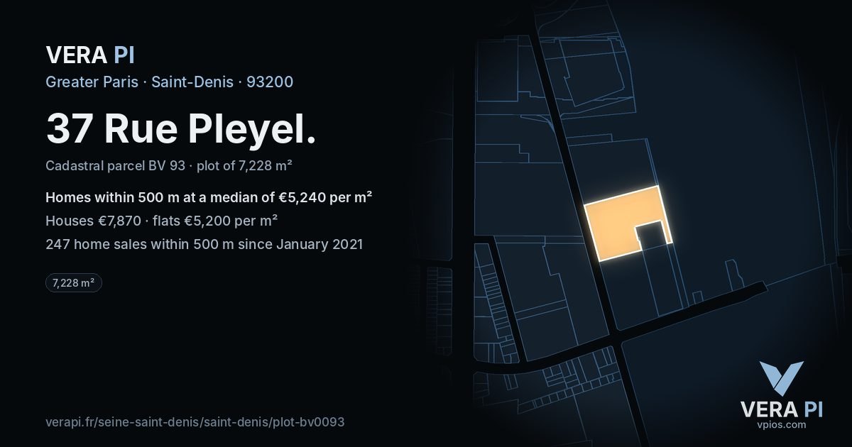 37 Rue Pleyel, Saint-Denis at night – the plot lit, the parcels around coloured by the prices near them