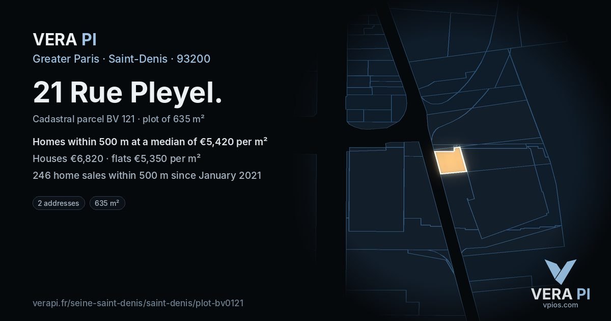 21 Rue Pleyel, Saint-Denis at night – the plot lit, the parcels around coloured by the prices near them