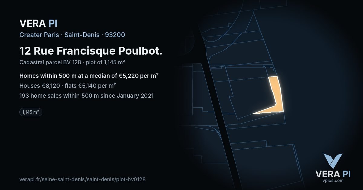 12 Rue Francisque Poulbot, Saint-Denis at night – the plot lit, the parcels around coloured by the prices near them