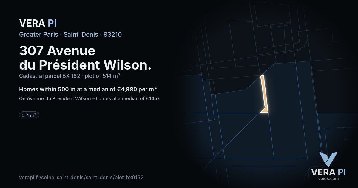 307 Avenue du Président Wilson, Saint-Denis at night – the plot lit, the parcels around coloured by the prices near them