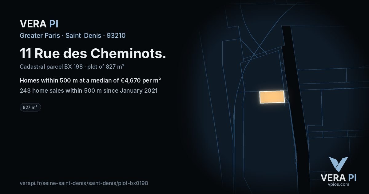 11 Rue des Cheminots, Saint-Denis at night – the plot lit, the parcels around coloured by the prices near them