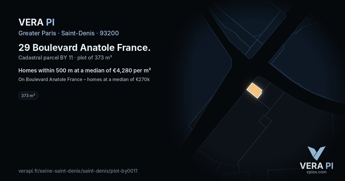 29 Boulevard Anatole France, Saint-Denis at night – the plot lit, the parcels around coloured by the prices near them