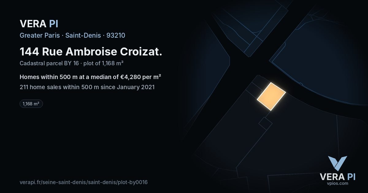 144 Rue Ambroise Croizat, Saint-Denis at night – the plot lit, the parcels around coloured by the prices near them