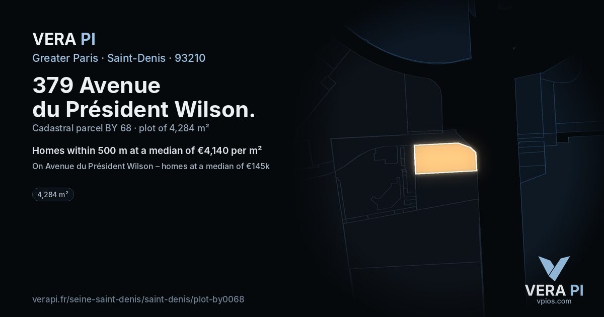 379 Avenue du Président Wilson, Saint-Denis at night – the plot lit, the parcels around coloured by the prices near them