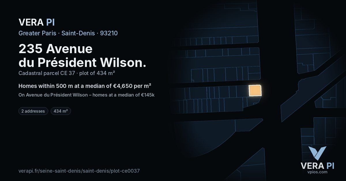 235 Avenue du Président Wilson, Saint-Denis at night – the plot lit, the parcels around coloured by the prices near them