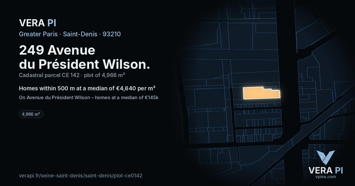 249 Avenue du Président Wilson, Saint-Denis at night – the plot lit, the parcels around coloured by the prices near them