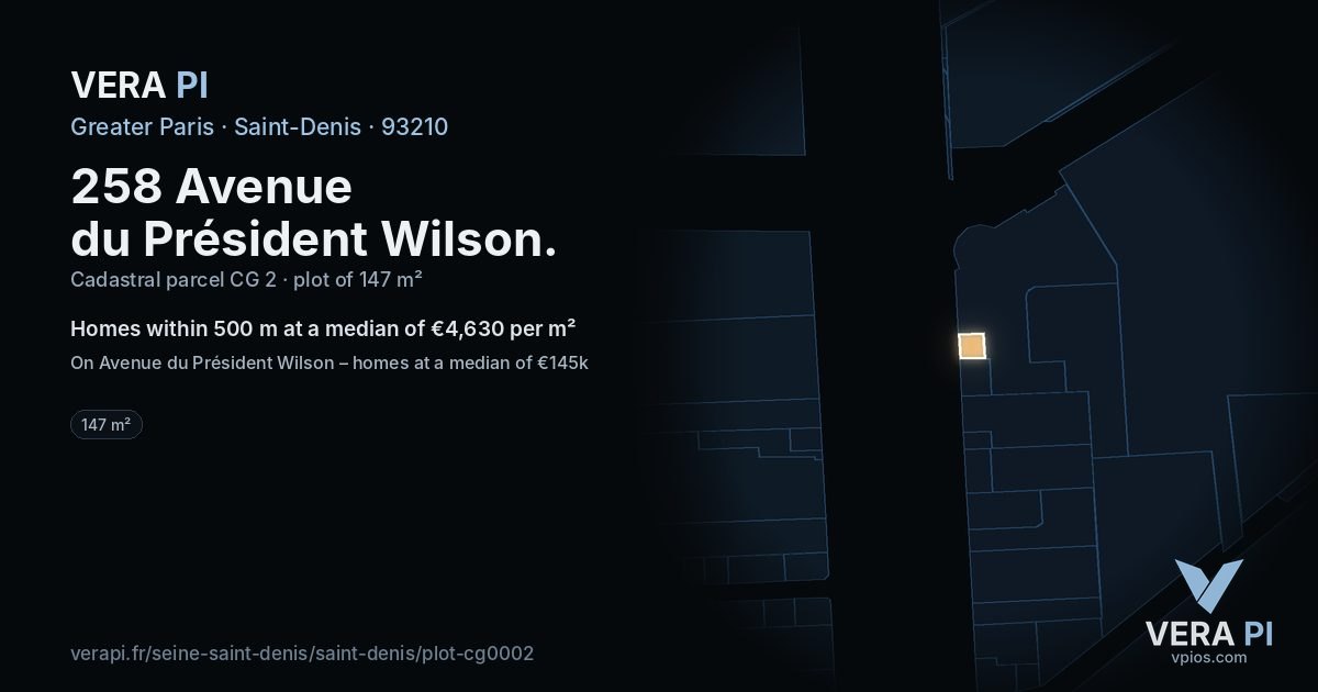 258 Avenue du Président Wilson, Saint-Denis at night – the plot lit, the parcels around coloured by the prices near them