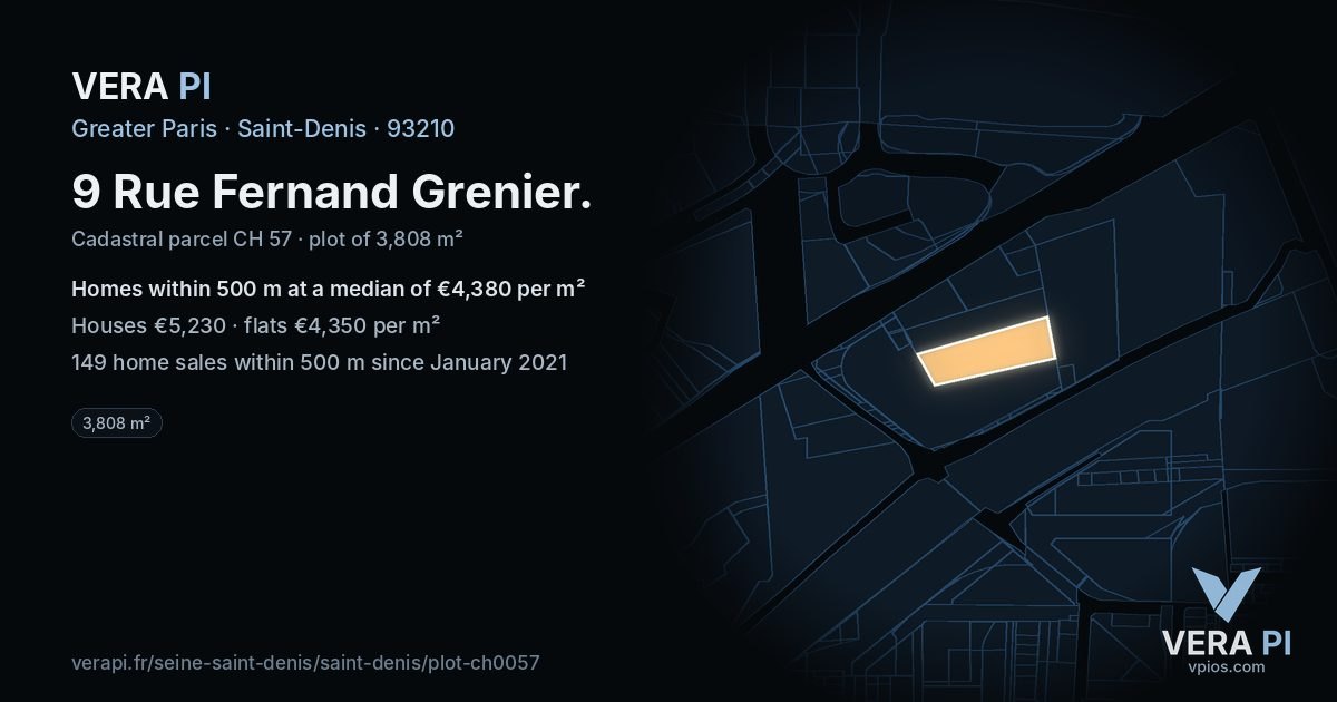 9 Rue Fernand Grenier, Saint-Denis at night – the plot lit, the parcels around coloured by the prices near them