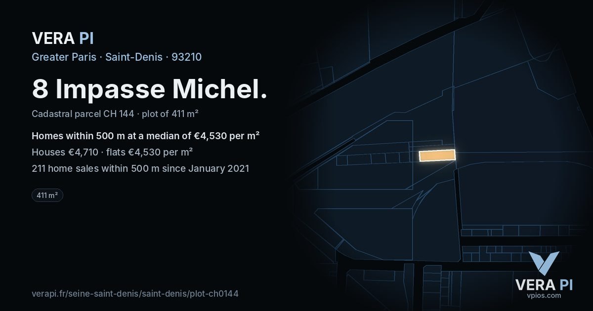 8 Impasse Michel, Saint-Denis at night – the plot lit, the parcels around coloured by the prices near them