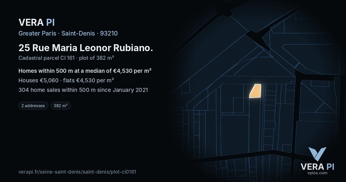 25 Rue Maria Leonor Rubiano, Saint-Denis at night – the plot lit, the parcels around coloured by the prices near them