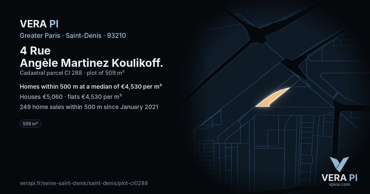 4 Rue Angèle Martinez Koulikoff, Saint-Denis at night – the plot lit, the parcels around coloured by the prices near them