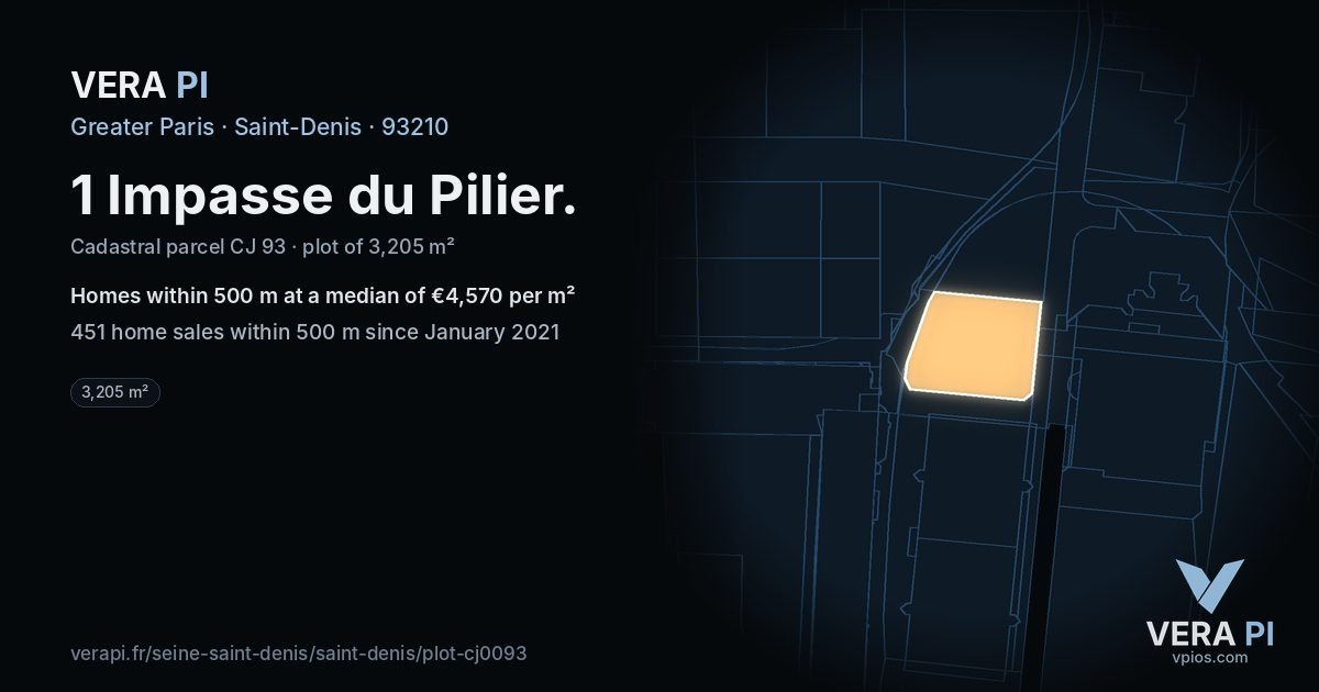 1 Impasse du Pilier, Saint-Denis at night – the plot lit, the parcels around coloured by the prices near them