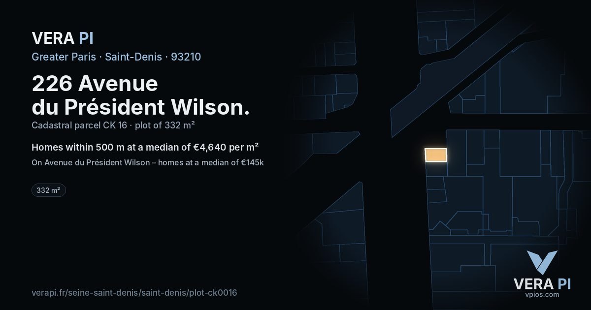 226 Avenue du Président Wilson, Saint-Denis at night – the plot lit, the parcels around coloured by the prices near them