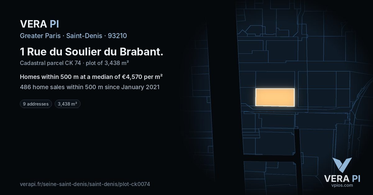 1 Rue du Soulier du Brabant, Saint-Denis at night – the plot lit, the parcels around coloured by the prices near them