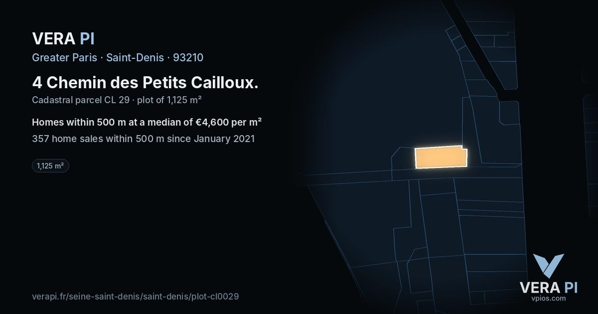4 Chemin des Petits Cailloux, Saint-Denis at night – the plot lit, the parcels around coloured by the prices near them