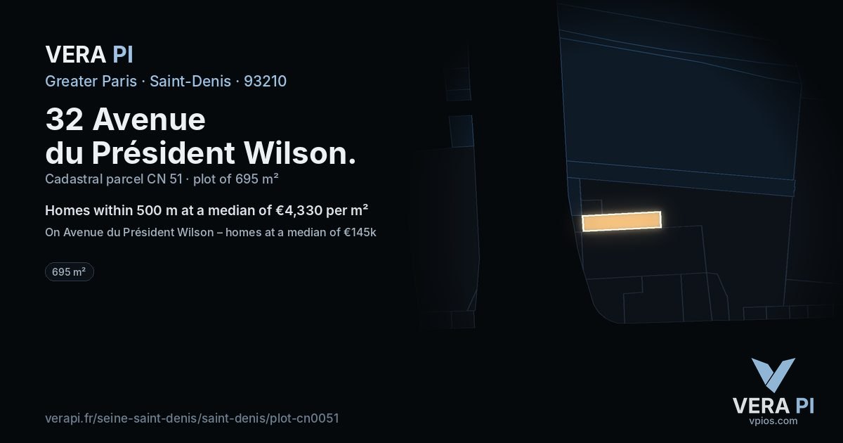 32 Avenue du Président Wilson, Saint-Denis at night – the plot lit, the parcels around coloured by the prices near them