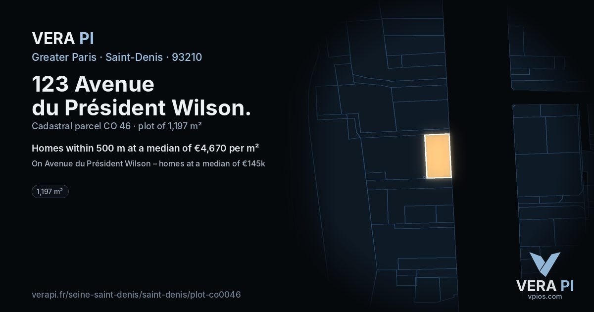 123 Avenue du Président Wilson, Saint-Denis at night – the plot lit, the parcels around coloured by the prices near them