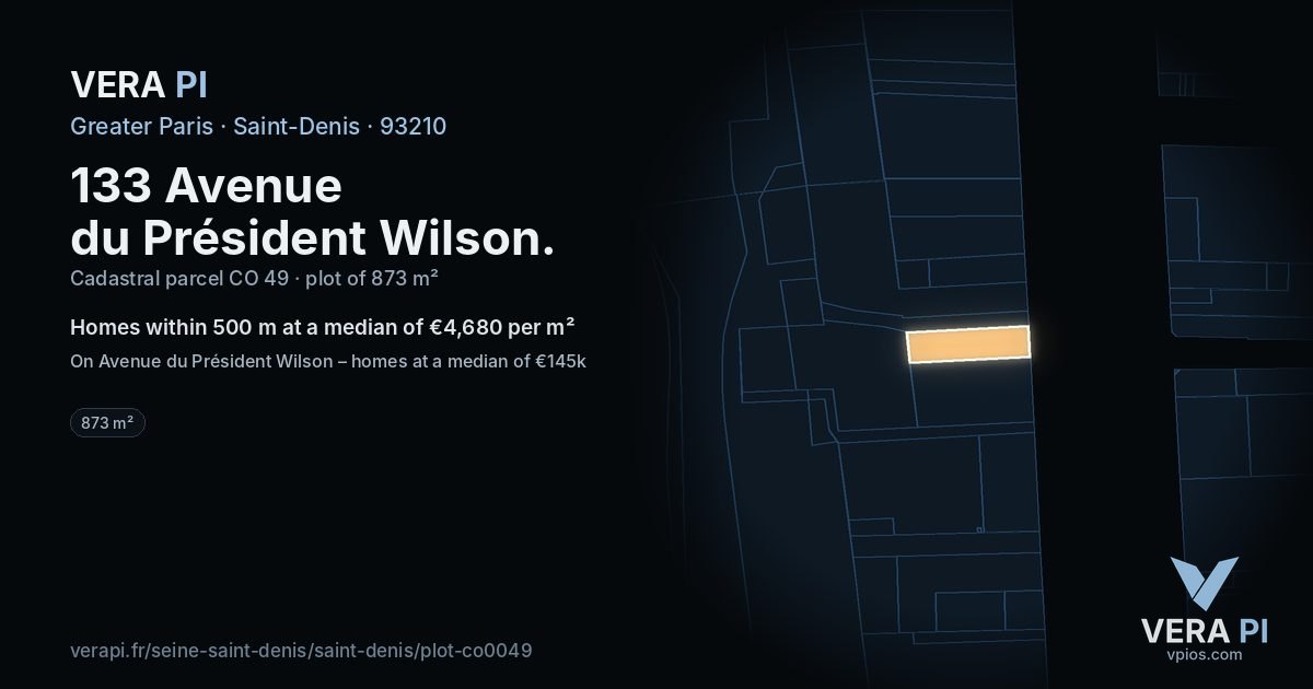 133 Avenue du Président Wilson, Saint-Denis at night – the plot lit, the parcels around coloured by the prices near them