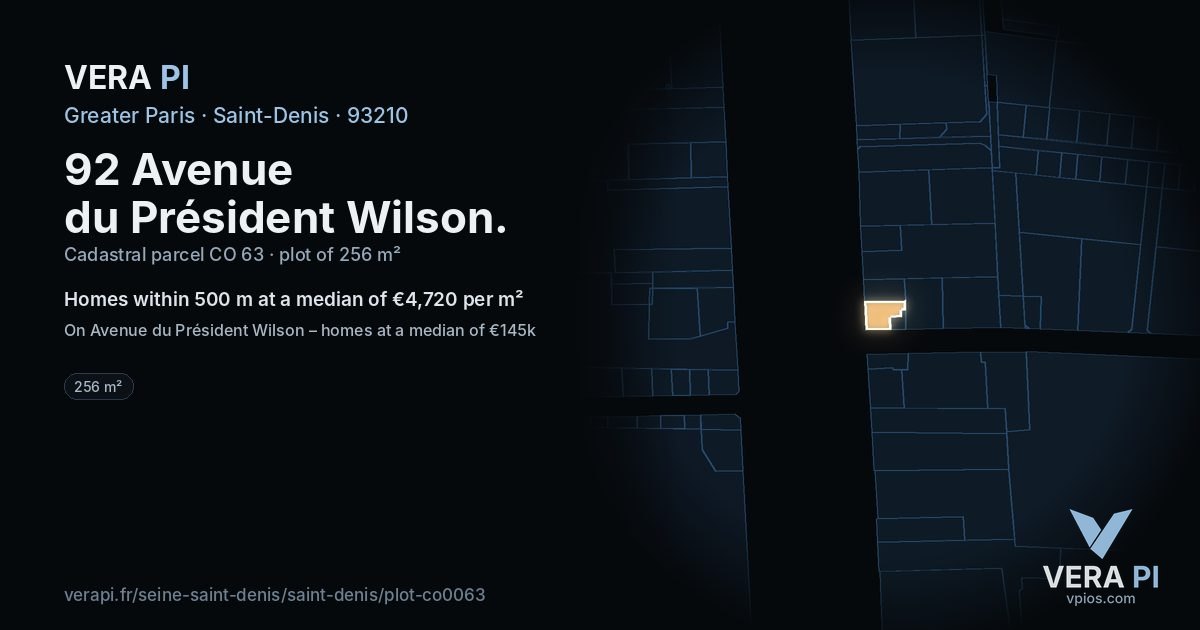 92 Avenue du Président Wilson, Saint-Denis at night – the plot lit, the parcels around coloured by the prices near them