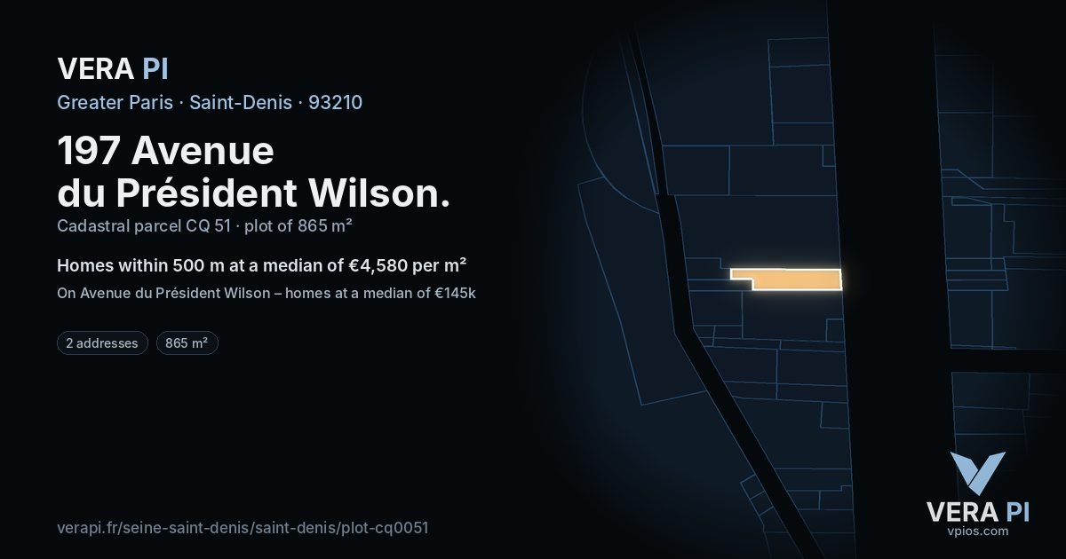 197 Avenue du Président Wilson, Saint-Denis at night – the plot lit, the parcels around coloured by the prices near them