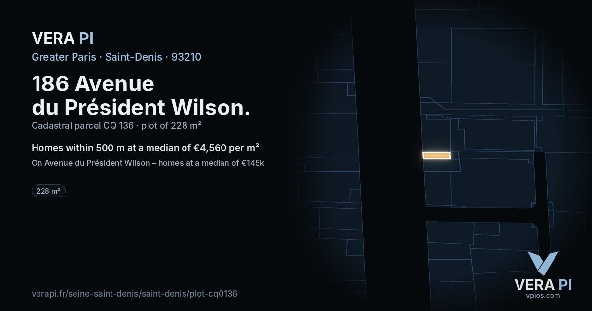 186 Avenue du Président Wilson, Saint-Denis at night – the plot lit, the parcels around coloured by the prices near them
