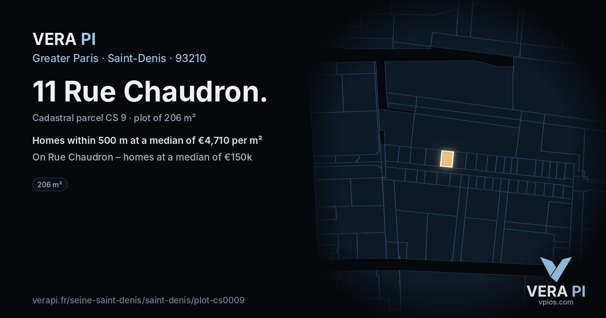 11 Rue Chaudron, Saint-Denis at night – the plot lit, the parcels around coloured by the prices near them