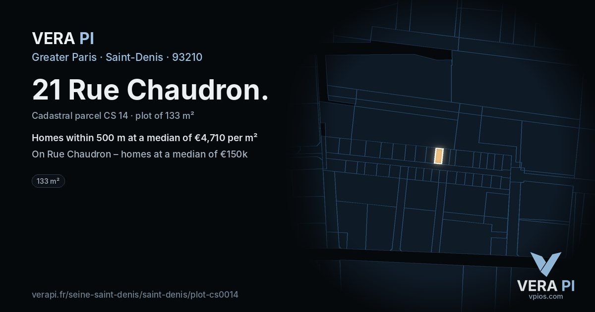 21 Rue Chaudron, Saint-Denis at night – the plot lit, the parcels around coloured by the prices near them