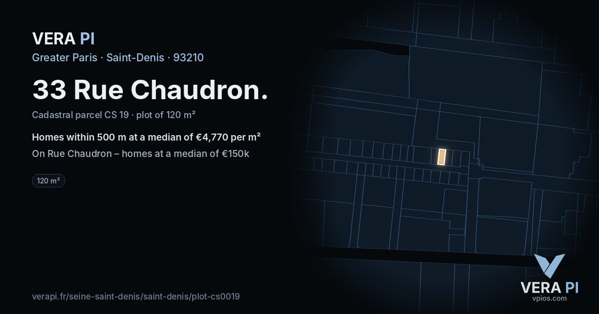 33 Rue Chaudron, Saint-Denis at night – the plot lit, the parcels around coloured by the prices near them