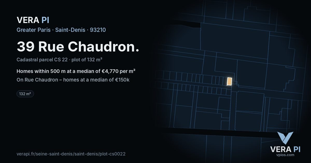 39 Rue Chaudron, Saint-Denis at night – the plot lit, the parcels around coloured by the prices near them