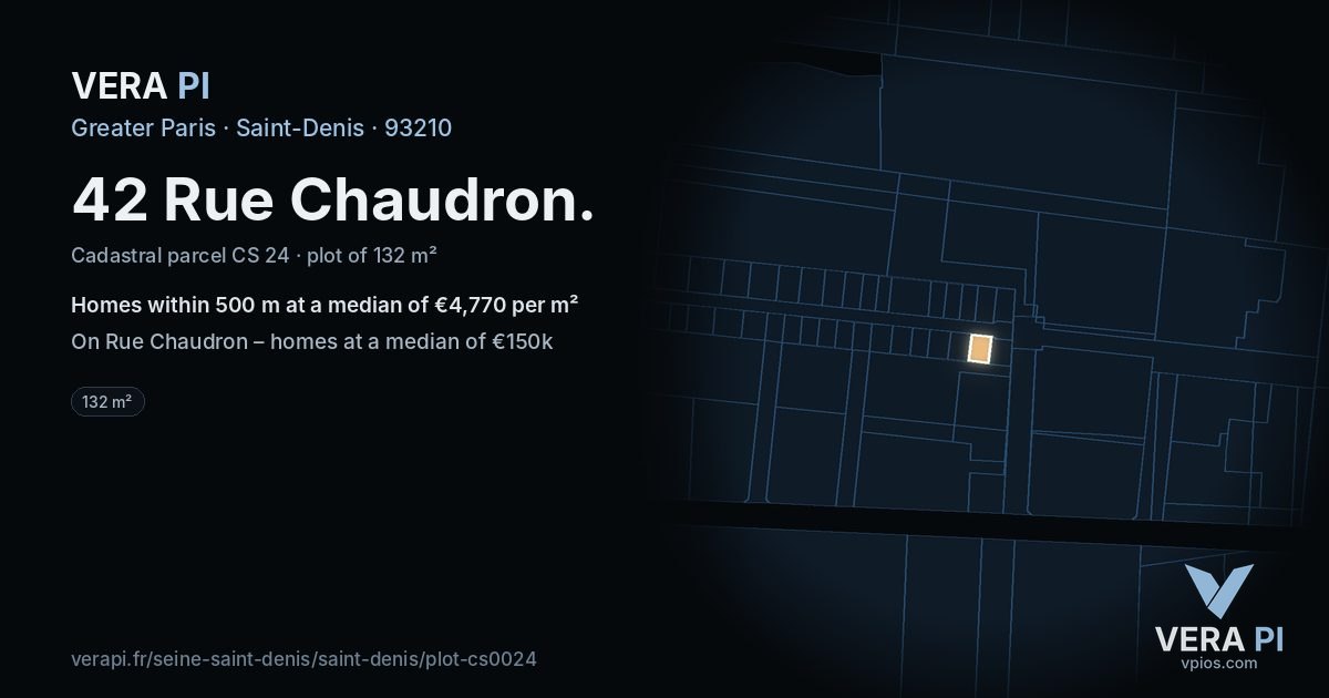 42 Rue Chaudron, Saint-Denis at night – the plot lit, the parcels around coloured by the prices near them