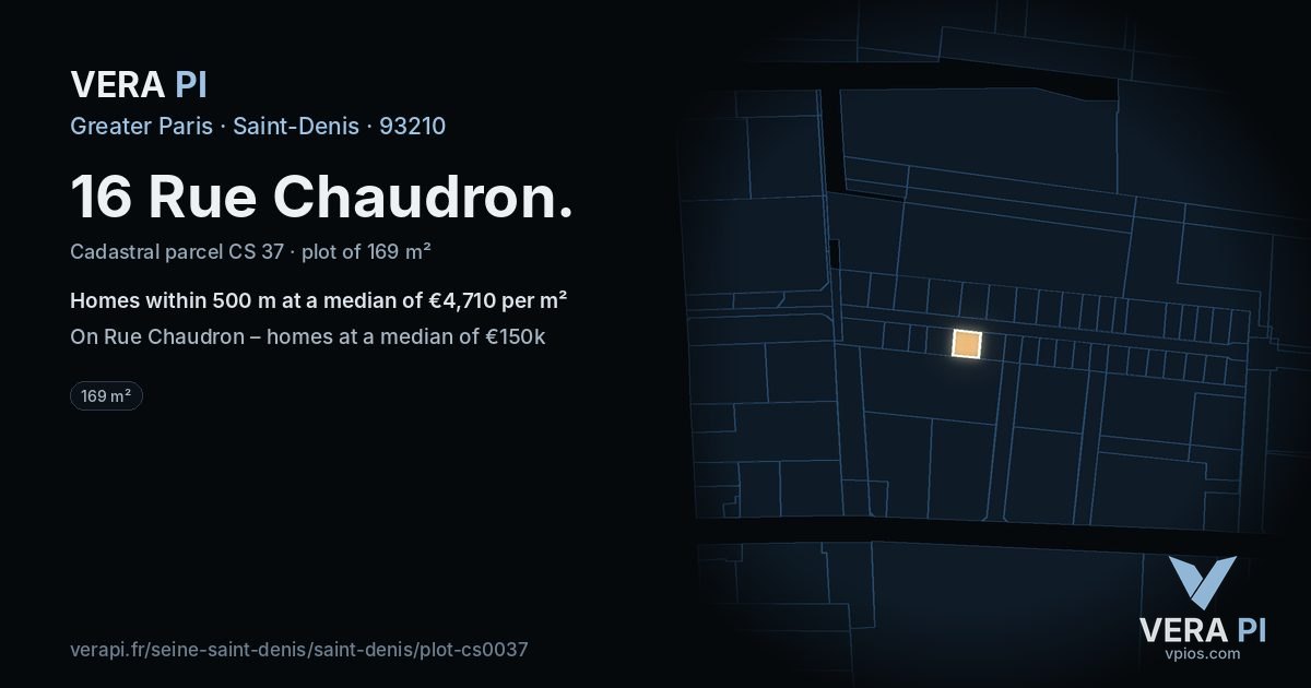 16 Rue Chaudron, Saint-Denis at night – the plot lit, the parcels around coloured by the prices near them