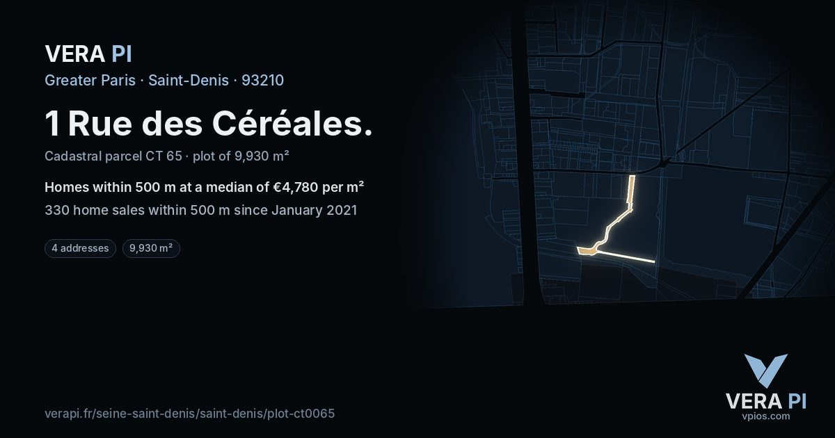 1 Rue des Céréales, Saint-Denis at night – the plot lit, the parcels around coloured by the prices near them