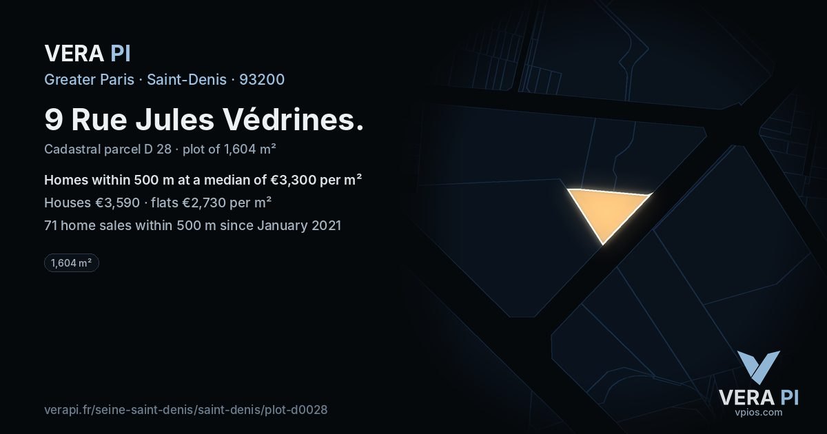 9 Rue Jules Védrines, Saint-Denis at night – the plot lit, the parcels around coloured by the prices near them